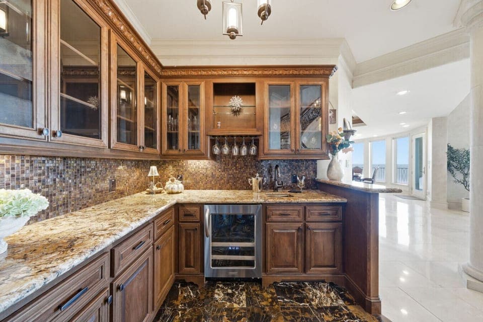 The perfect spot for drinks & worthy conversation