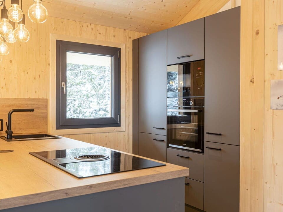 Wood, Kitchen, Flooring, Countertop, Interior Design, Kitchen Appliance, Cabinetry, Floor, Major Appliance, Ceiling