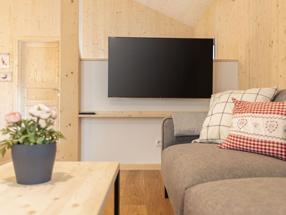 Wood, Flooring, Interior Design, Furniture, Floor, Room, Living Room, Wood Stain, Ceiling, Wood Flooring