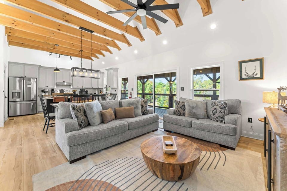 Welcome to Black Bear Cove!