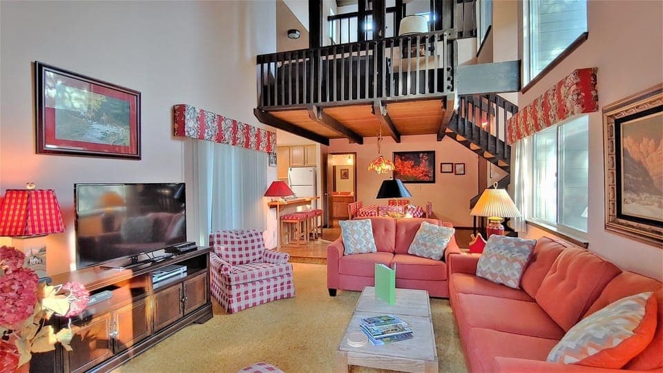 Apartment, 2 Bedrooms | Living area