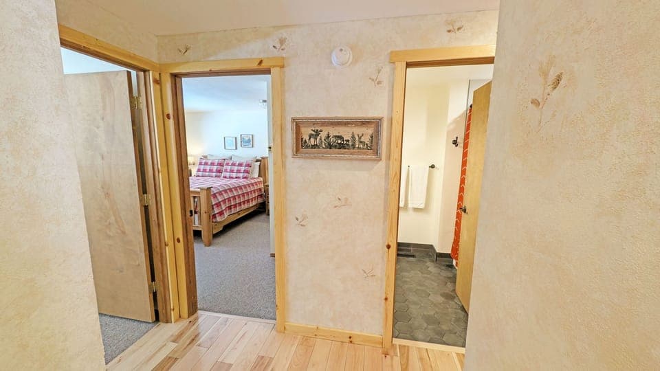 Condo, 4 Bedrooms | Interior