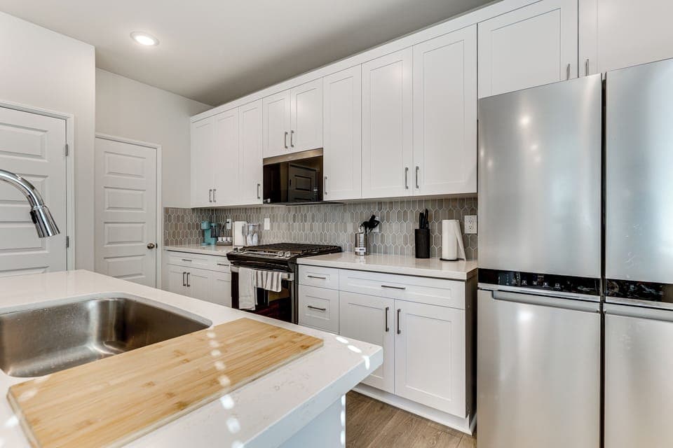 Kitchen | 1st Floor | Keurig Coffee Maker | Cooking Basics