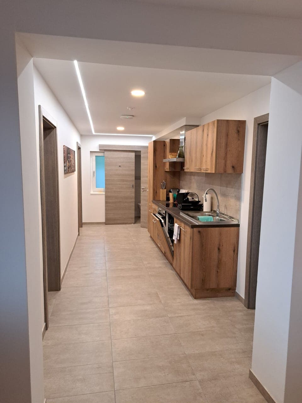 Family House, 6 Bedrooms | Private kitchen | Full-size fridge, stovetop, dishwasher, toaster