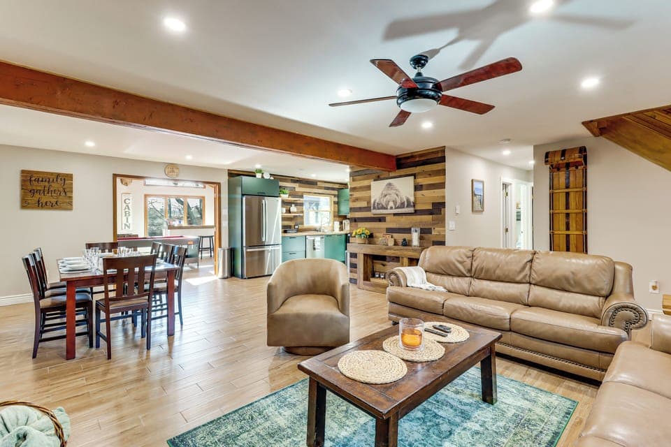 House (4 Bedrooms) | Interior