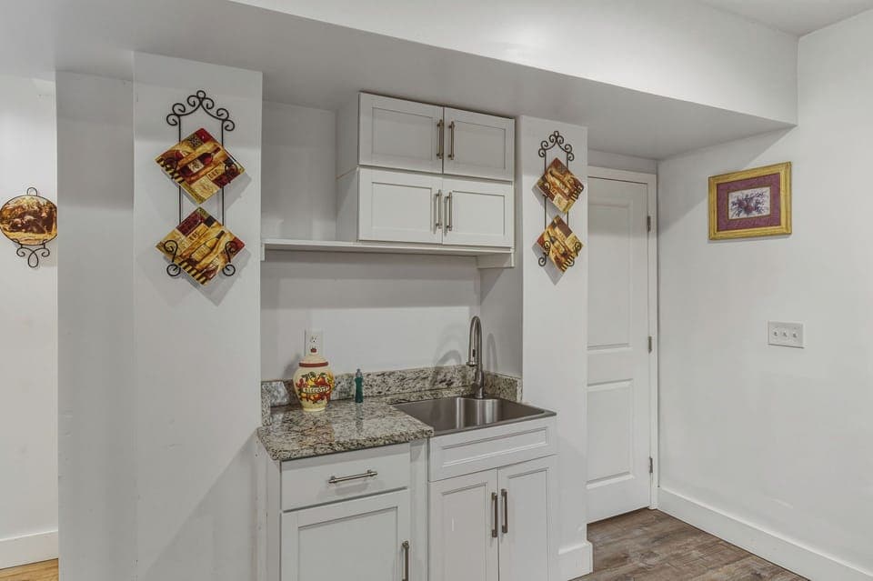 Wet Bar