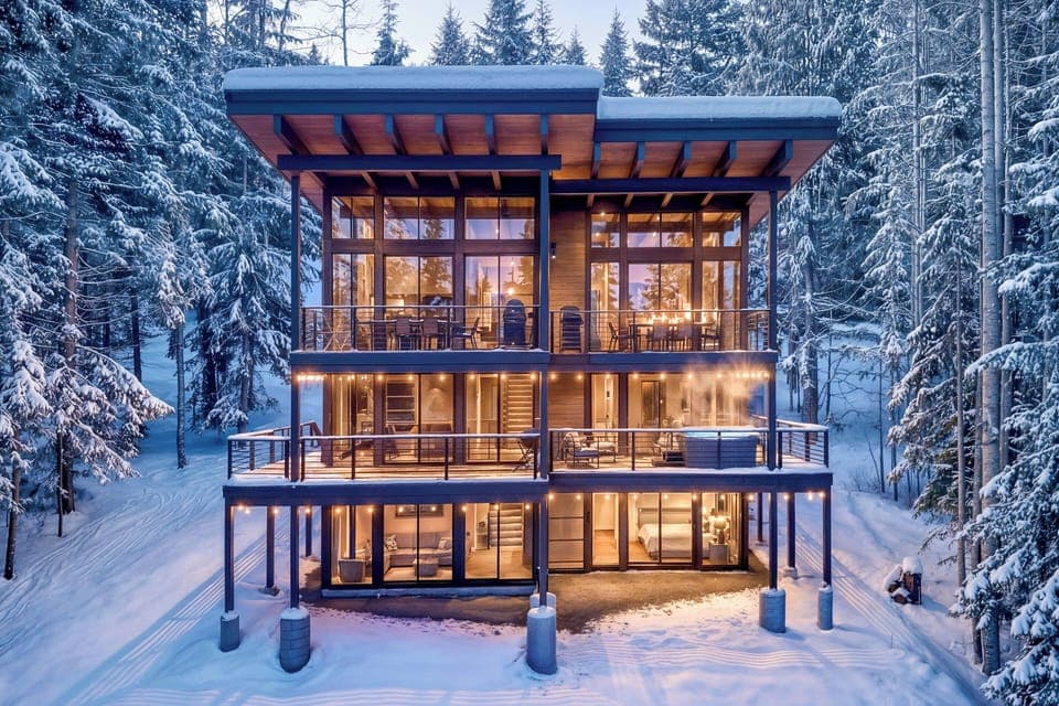 Snoqualmie Pass Vacation Rental | 5BR | 3.5BA | Stairs Required | 2,000 Sq Ft
