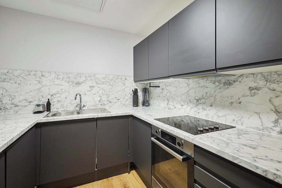 Apartment 9 Stanley Street, Liverpool - Host & Stay