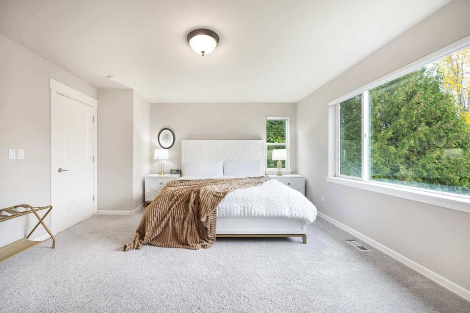 Here is the master bedroom with king size bed