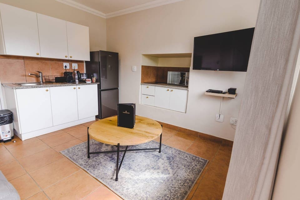 Coffee/tea maker, electric kettle