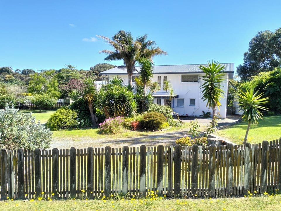 Two storey house on large double section