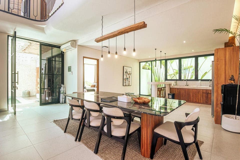 Villa (4 Bedrooms) | Exterior