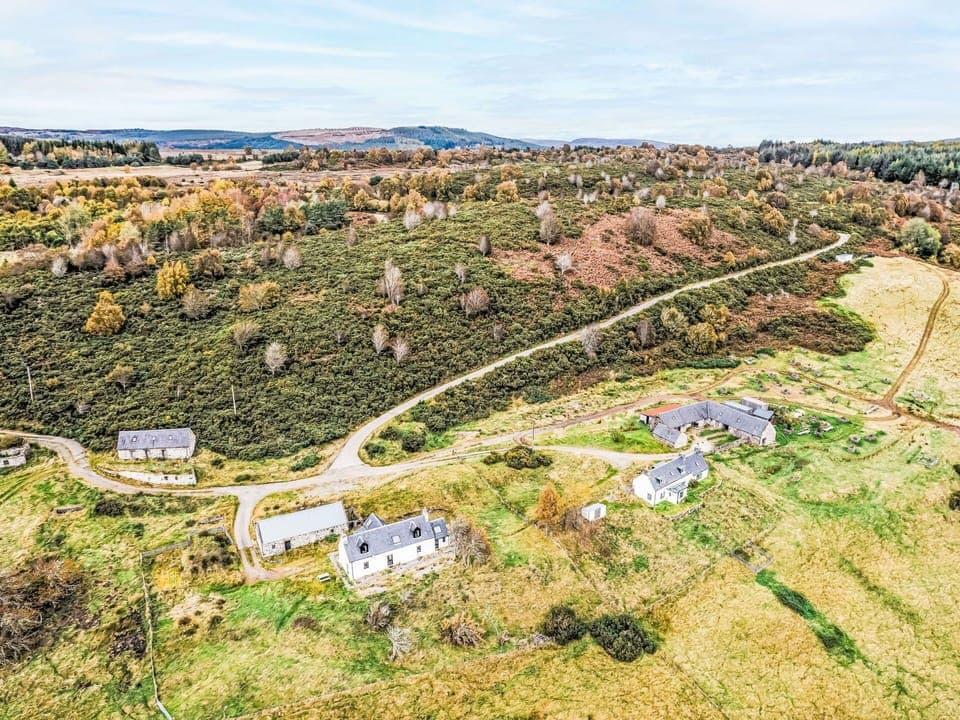 Natural Landscape, House, Rural Area, Landscape, Cottage, Bank, Lake, Forest, Reservoir