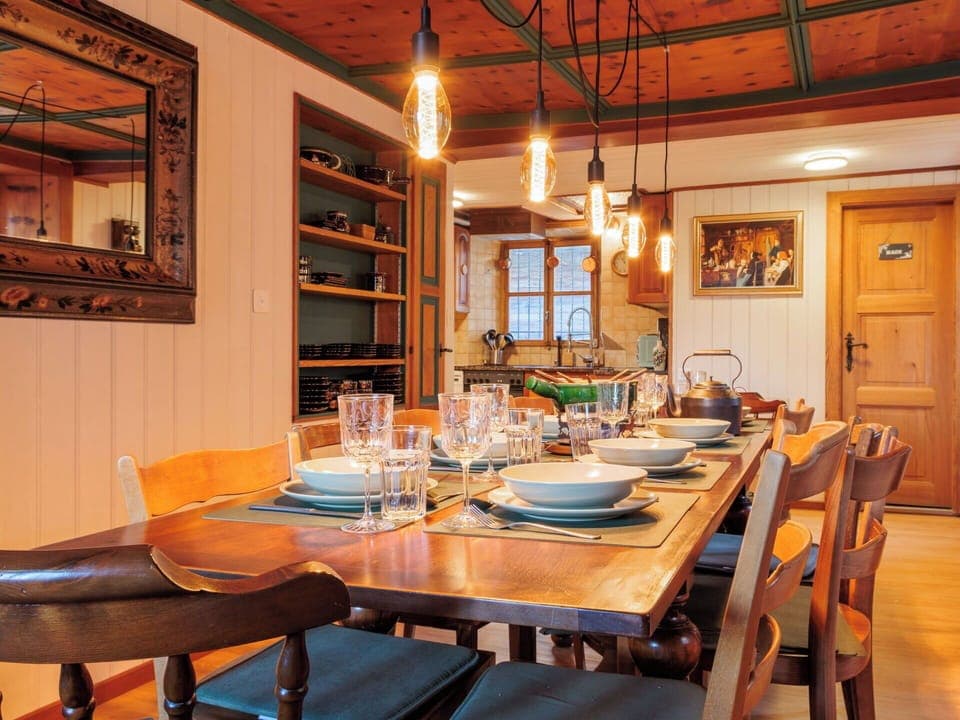 Interior Design, Wall, Flooring, Wood, Ceiling, Furniture, Floor, Room, Lighting, Apartment