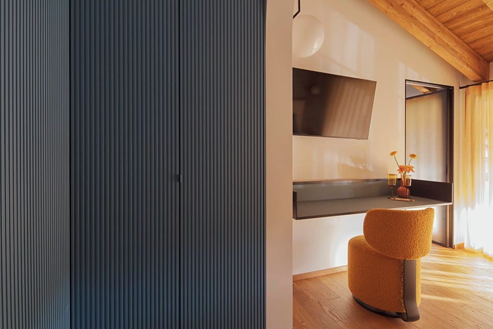 Deluxe Double Room, Balcony, Courtyard View | In-room safe, laptop workspace, blackout drapes, free WiFi