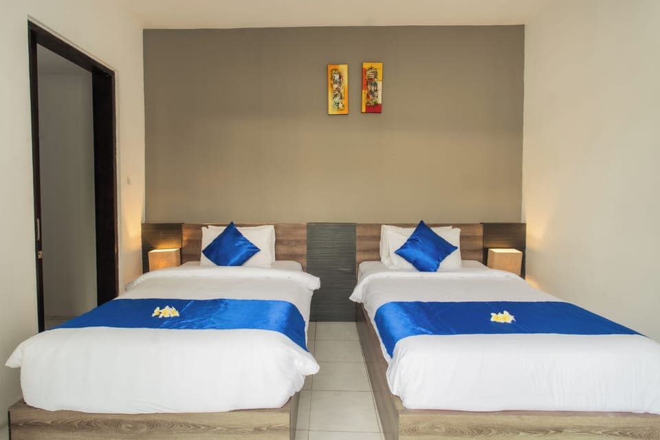 Comfort Villa | Iron/ironing board, free WiFi, bed sheets