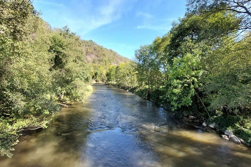 Surroundings [summer] (1-5 km)