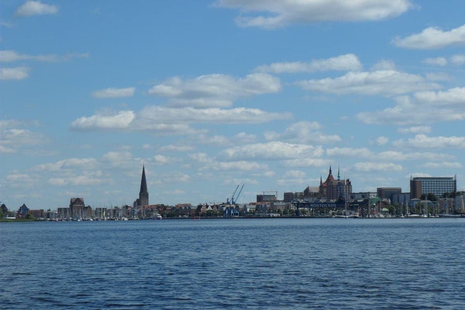 Region [summer] (>5 km)