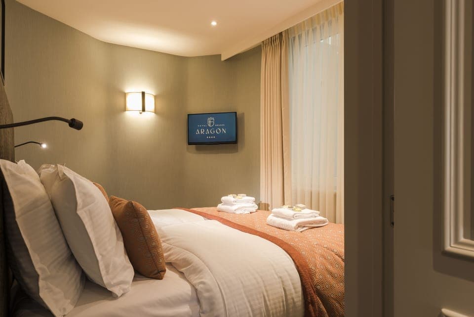 Residence "Queen Catherine" | Premium bedding, pillowtop beds, minibar, in-room safe