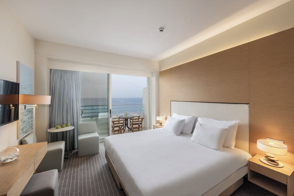 Family Interconnecting Sea View Room | Premium bedding, minibar, in-room safe, blackout drapes