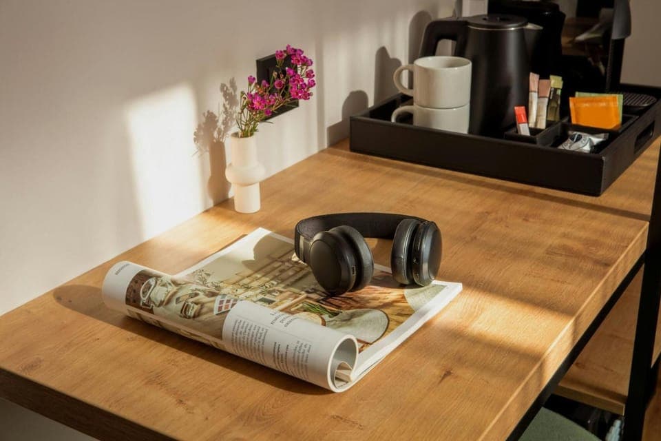 Comfort Double Room, 1 Queen Bed | In-room safe, desk, blackout drapes, free WiFi