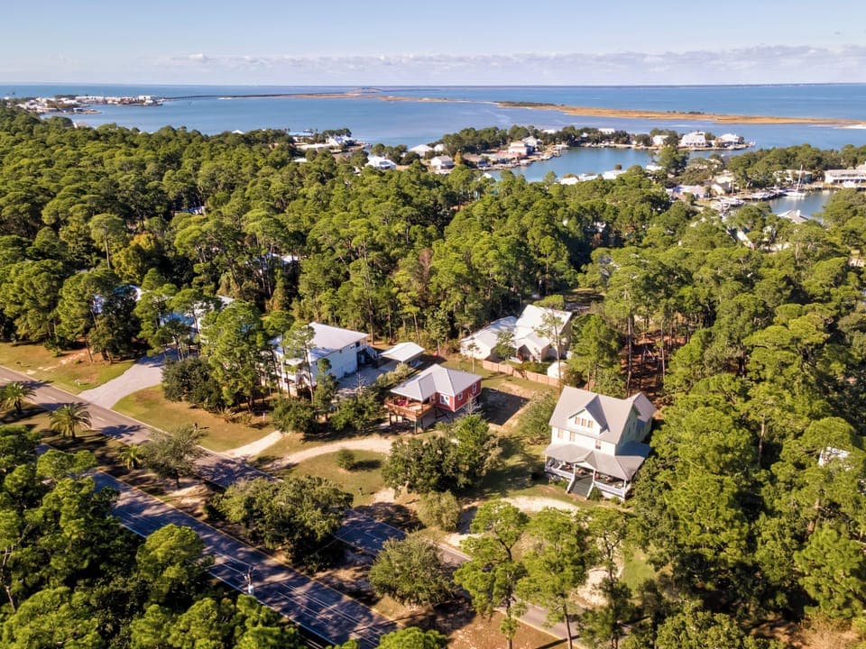 Bienville Bungalow Interior East End Dauphin Island Rental