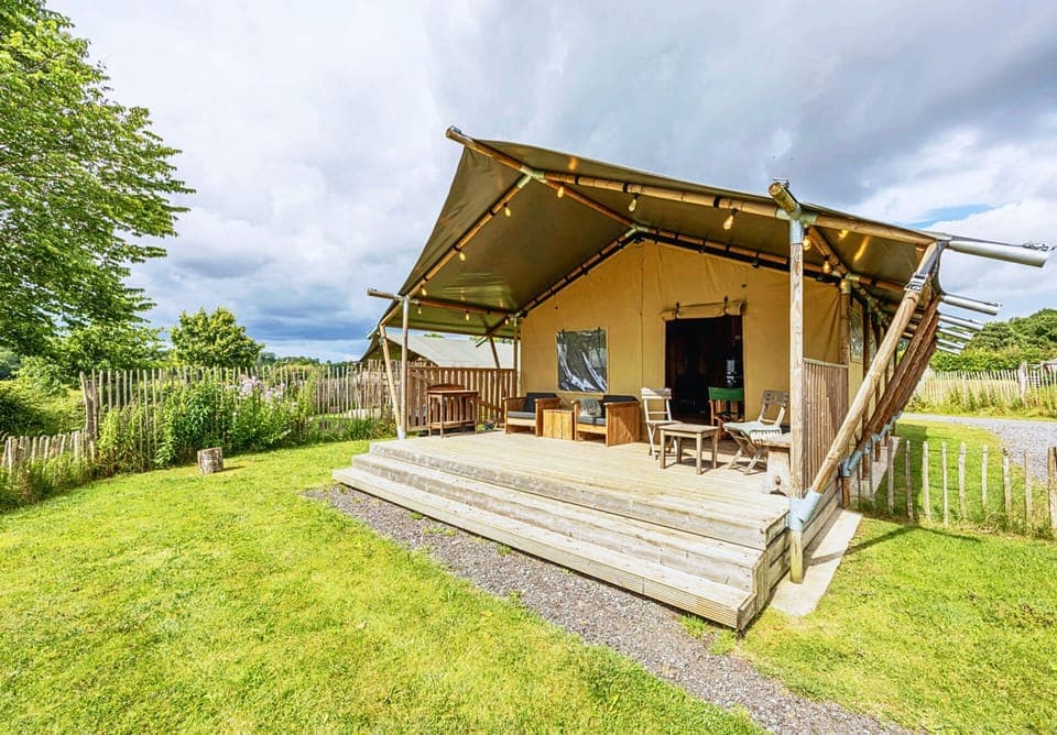 Dog friendly glamping in Yorkshire, sleeps up to eight people