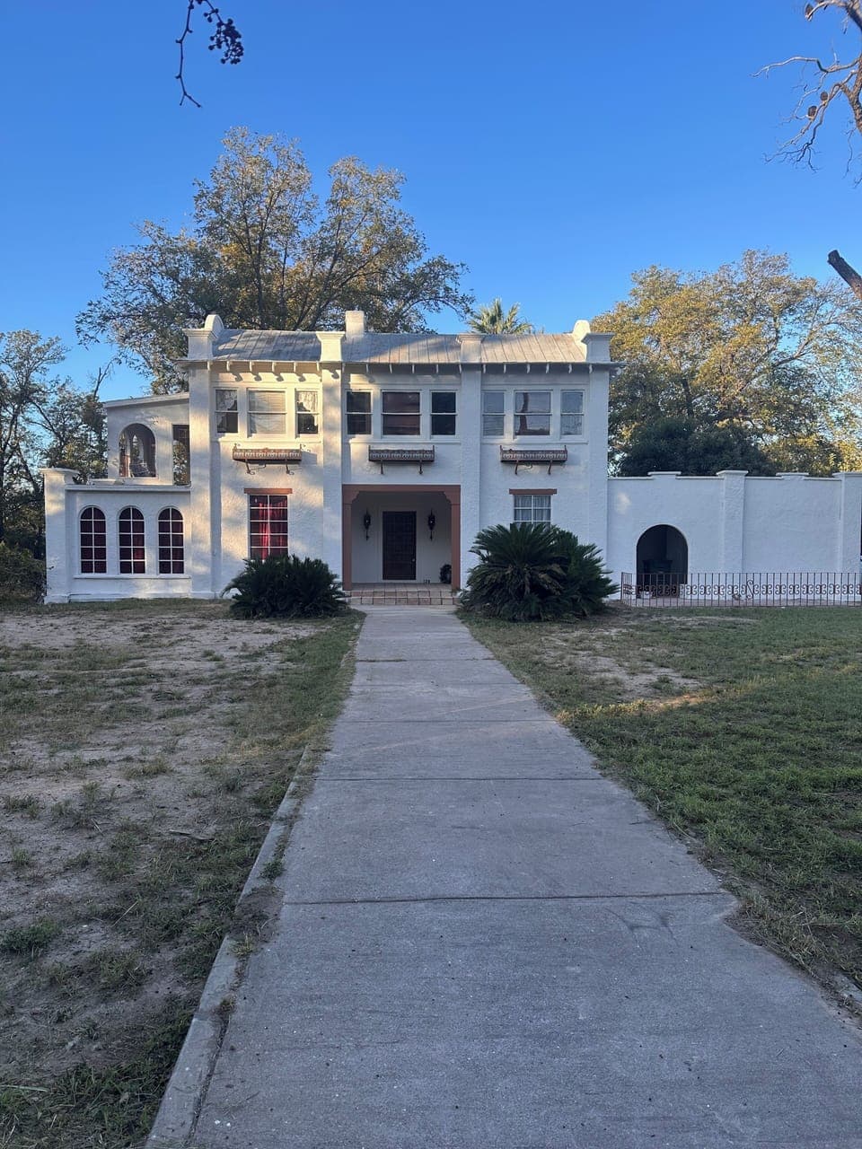 Welcome to the Palms of Del Rio!  The Mason-Foster home from 1889!