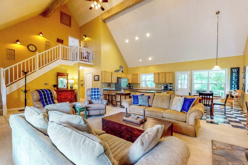 House (3 Bedrooms) | Interior