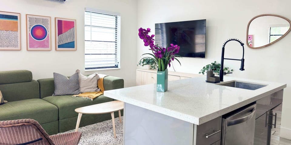 Great for hosting—prep drinks, plate dinner, and stay connected with everyone in the living space.