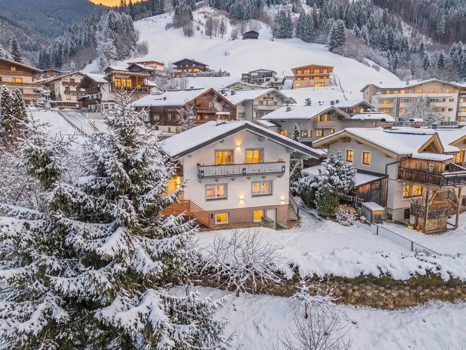 Holiday Home Exterior [winter]