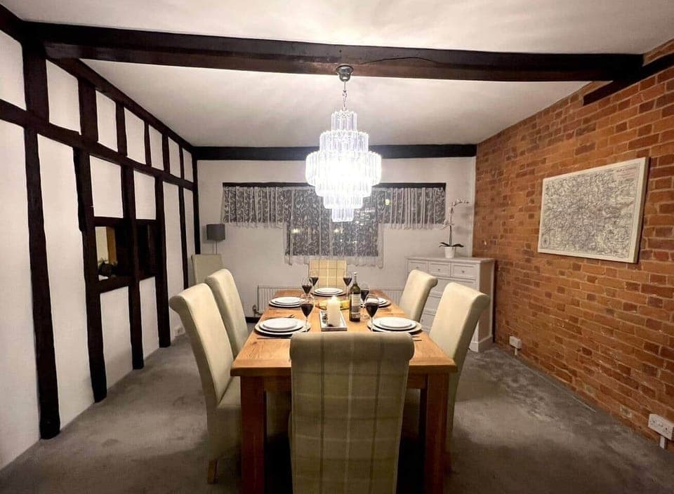 Dine in style and create lasting memories with loved ones. Book your stay today with Top Stay Hosts serviced accommodation for short or long stays.