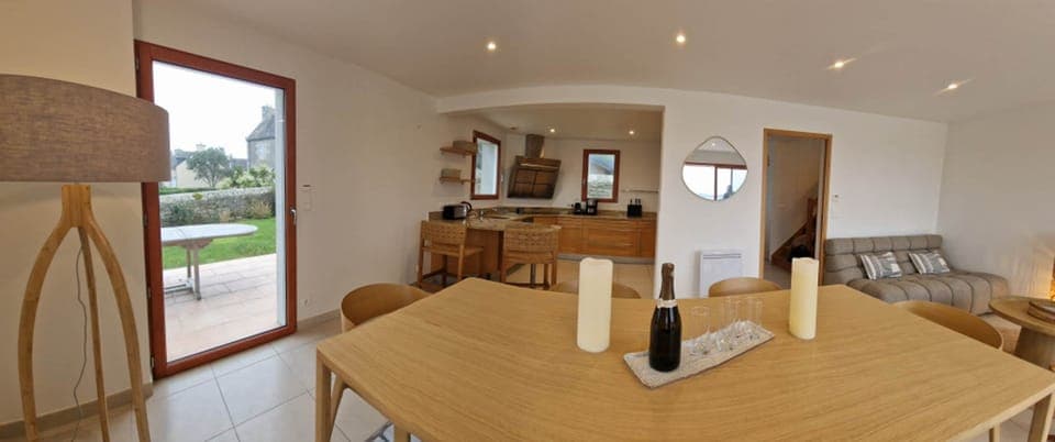 Maison Ile de Batz vue mer décoration raffinée