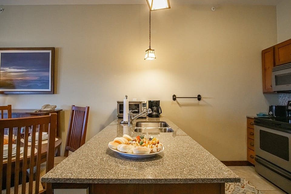 Condo, 1 Queen Bed with Sofa bed, Hot Tub, Mountain View (1 Br Studio: Soaring Eagle 414) | Private kitchen