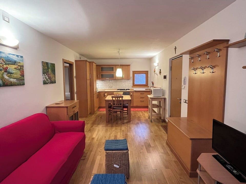 Furniture, Room, Apartment, Chair, Pillow, Hotel, Couch, Living Room