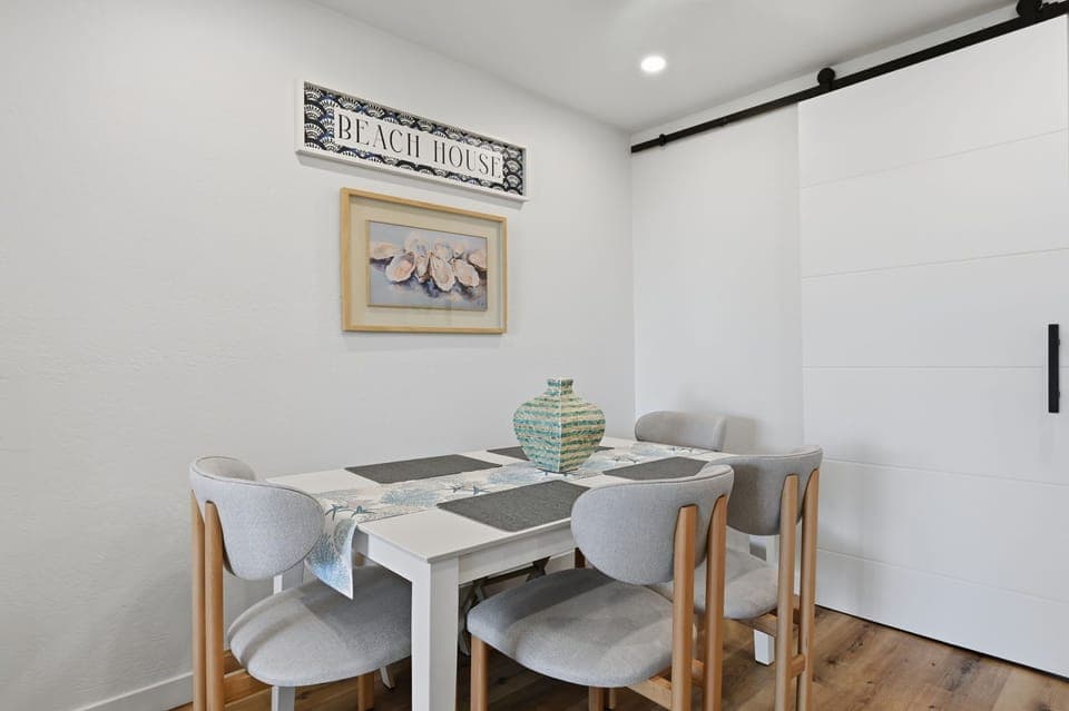 A beautiful dining table with ample seating for all guests