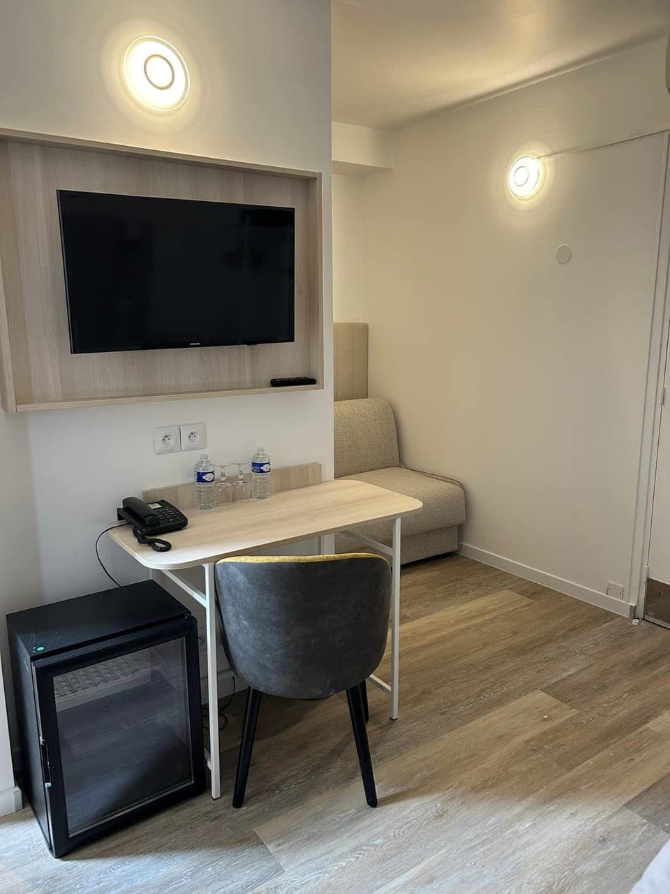 Classic Triple Room | In-room safe, individually decorated, soundproofing, iron/ironing board