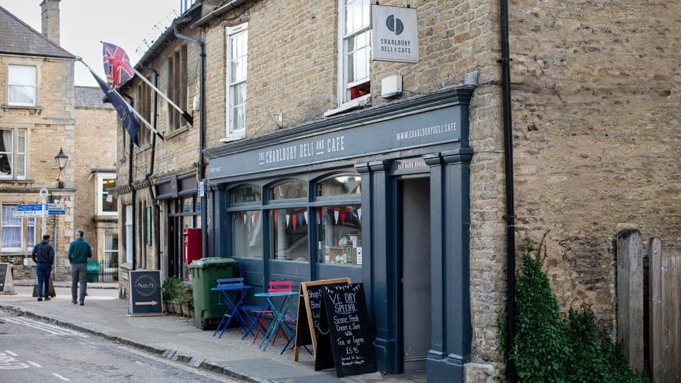 The Charlbury deli serves fresh produce, hot drinks and snacks.
