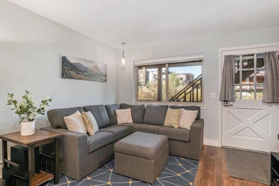 SWP-Hi-Country-Haus-1305-living-area