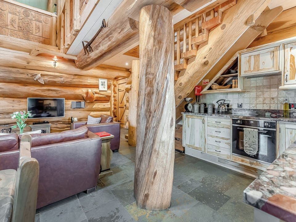 Open plan living space | Cinclus - Eagle Brae, Beauly, near Drumnadrochit