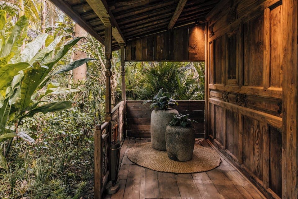 Hot stone massages, deep-tissue massages