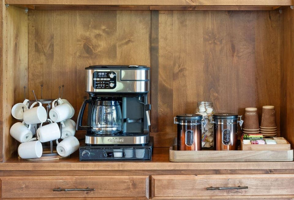 Coffee Station: Brew your favorite blend and wake up to mountain views every morning!