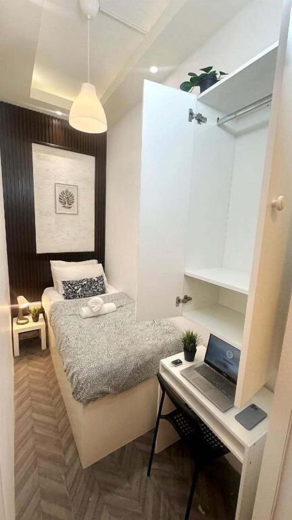 Iron/ironing board, free WiFi