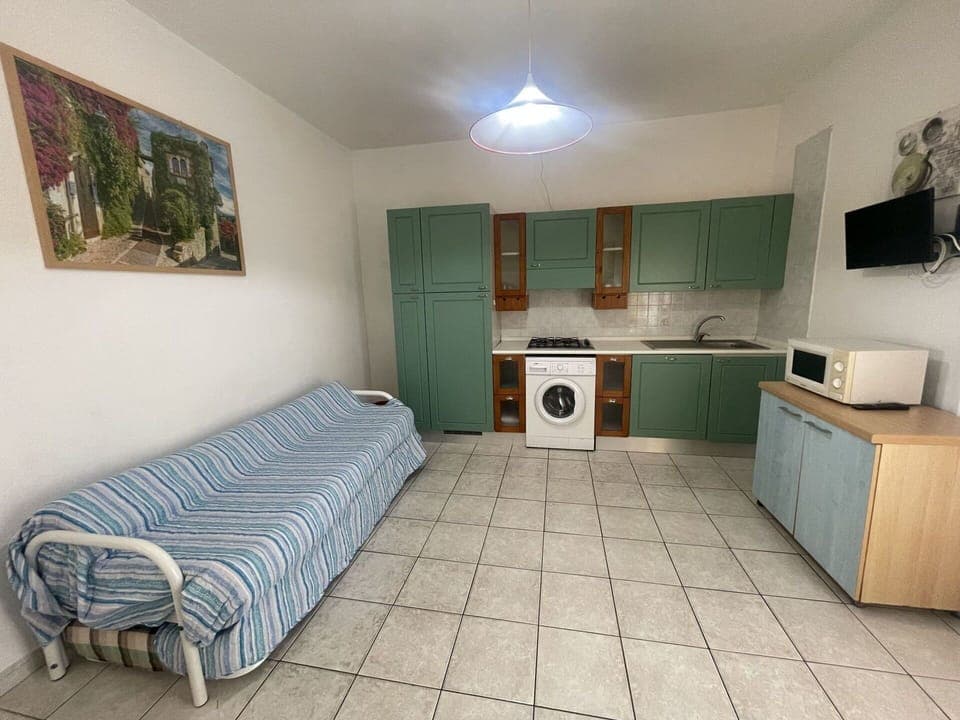 Water, Body Of Water, Coast, Coastal And Oceanic Landforms, Sea, Residential Area, Landscape, Ocean, Headland