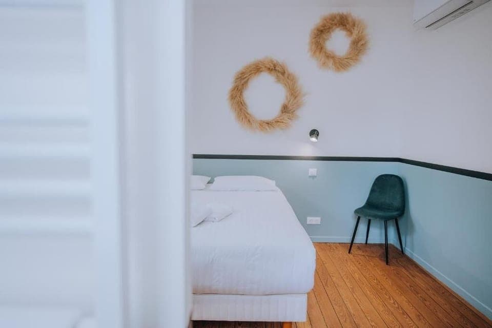 Standard Double Room, Courtyard View | Soundproofing, free WiFi