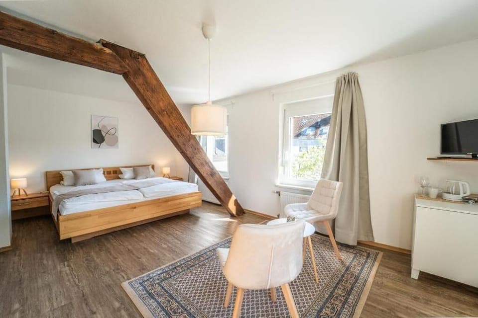 Comfort Double Room, City View | Soundproofing, free WiFi