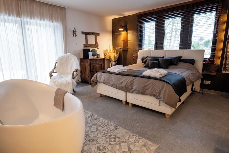 Superior Double Room, Bathtub, Pool View | Egyptian cotton sheets, premium bedding, down comforters