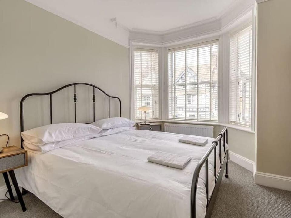 Iron/ironing board, free WiFi