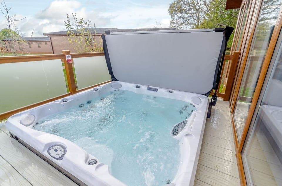 The Folkesworth (Pet)