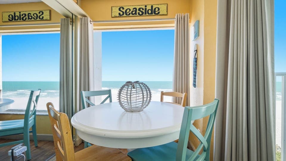 Jeff and Gina Properties - Belleair Beach Club 312 (BBC312) - Belleair Beach - 1 Bedroom - 1 Bathroom - Gulf Waterfront - Beach Front